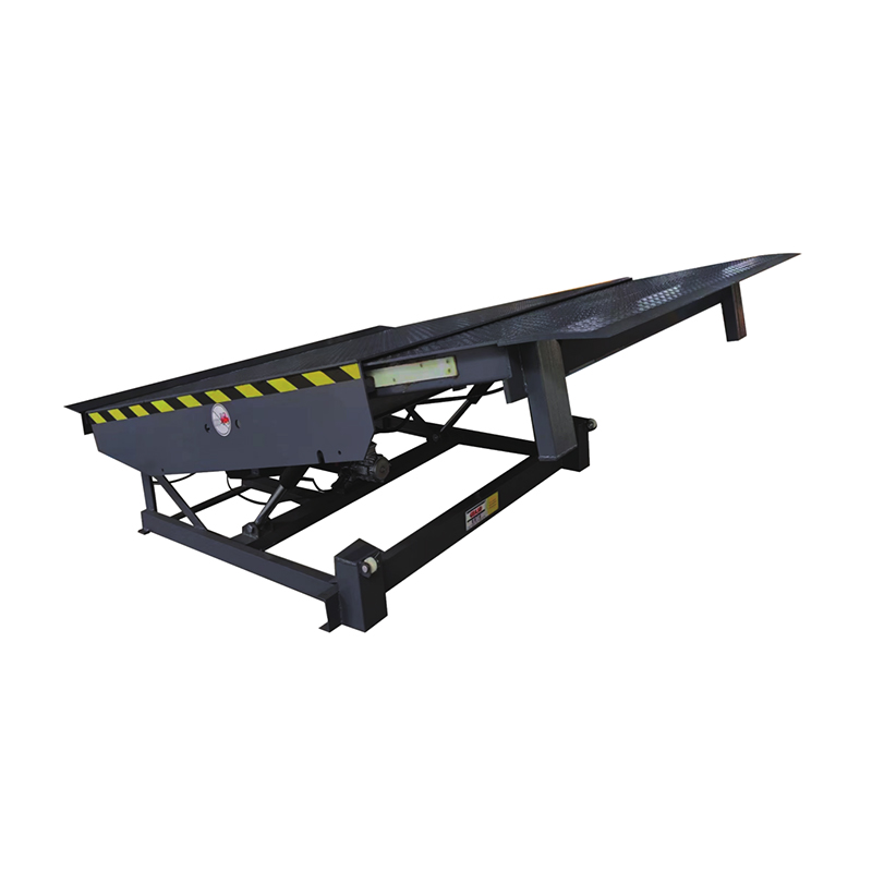 DL-2000 Industrial Dock Leveler med teleskopisk läpp
